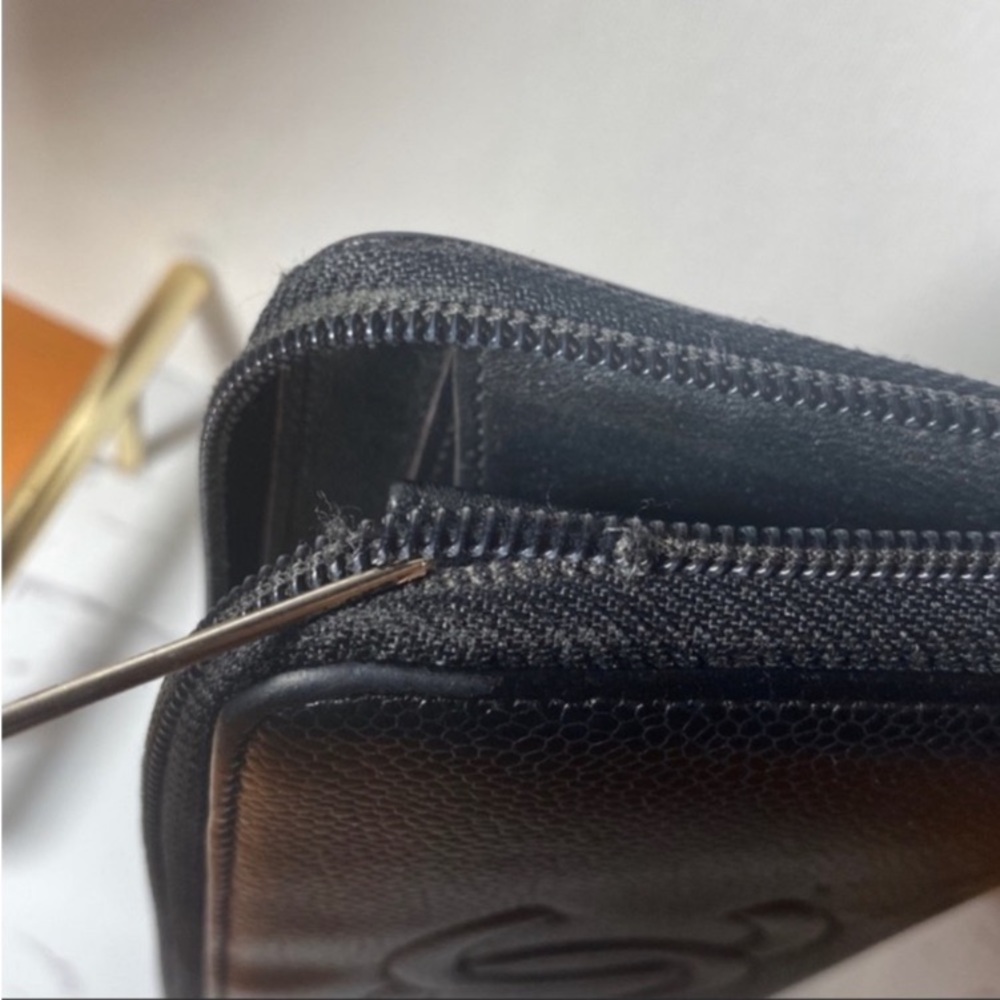 SOLDAuthentic CHANEL Zippy Wallet - Picture 16 of 16